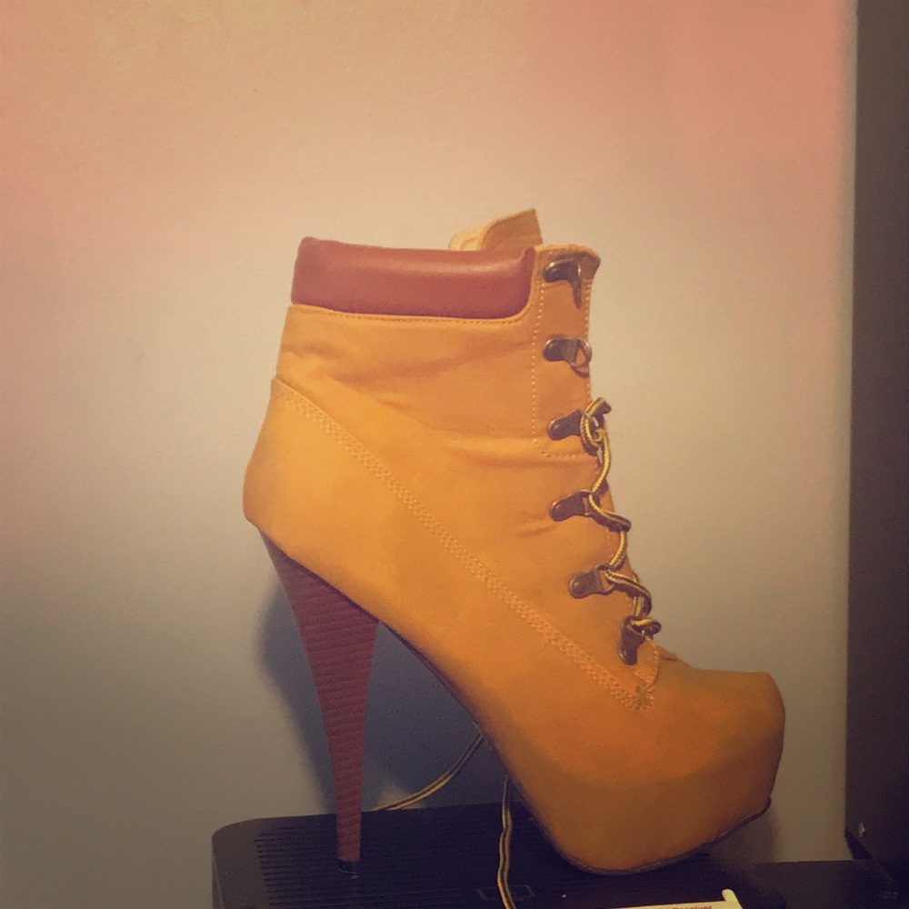 Wheat heels